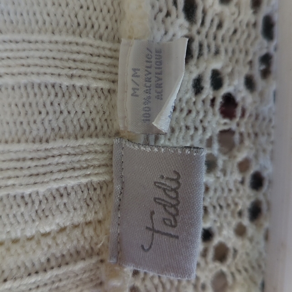 White knit wrap sweater - Picture 6 of 9